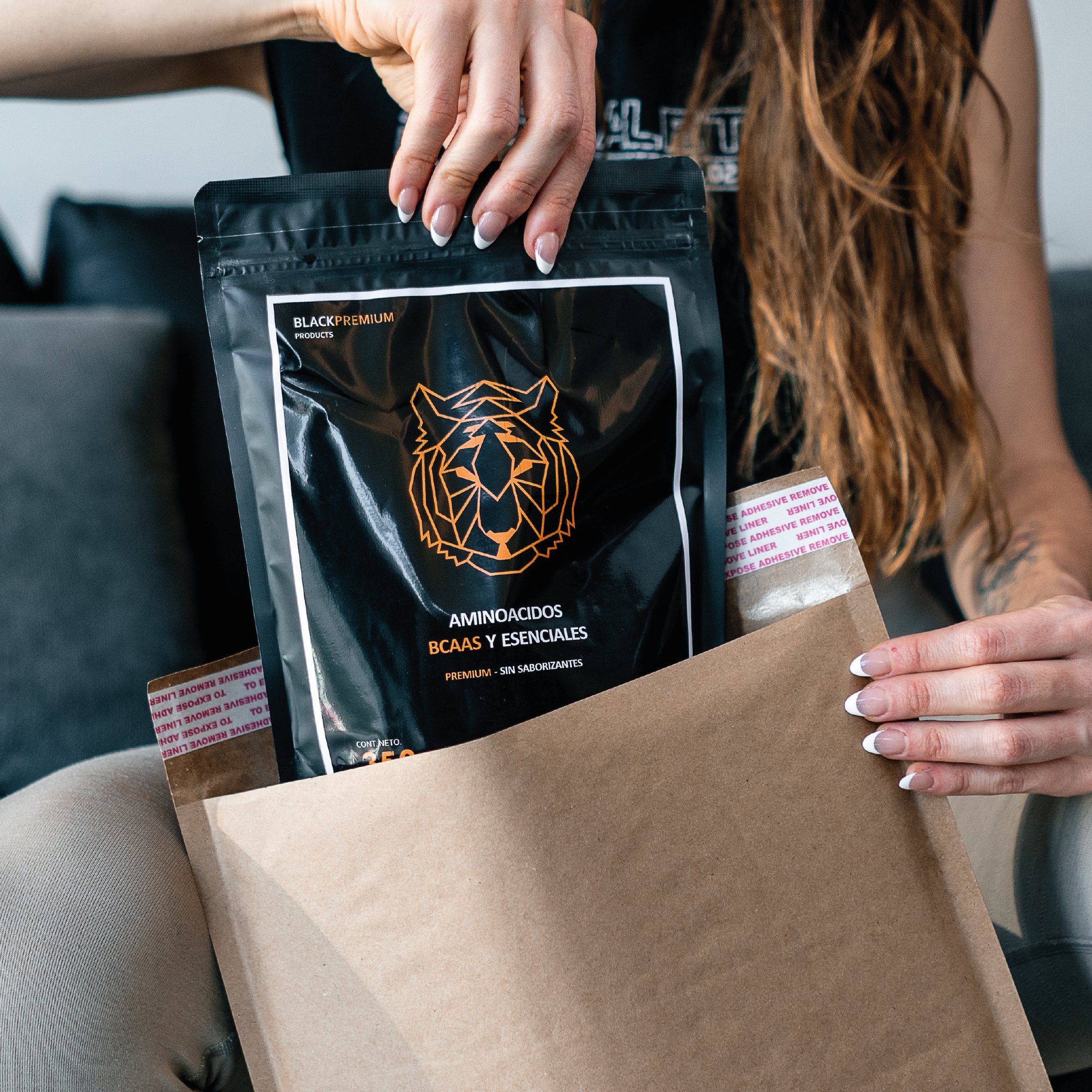 AMINOÁCIDOS BCAAS Y ESENCIALES BLACKPREMIUM